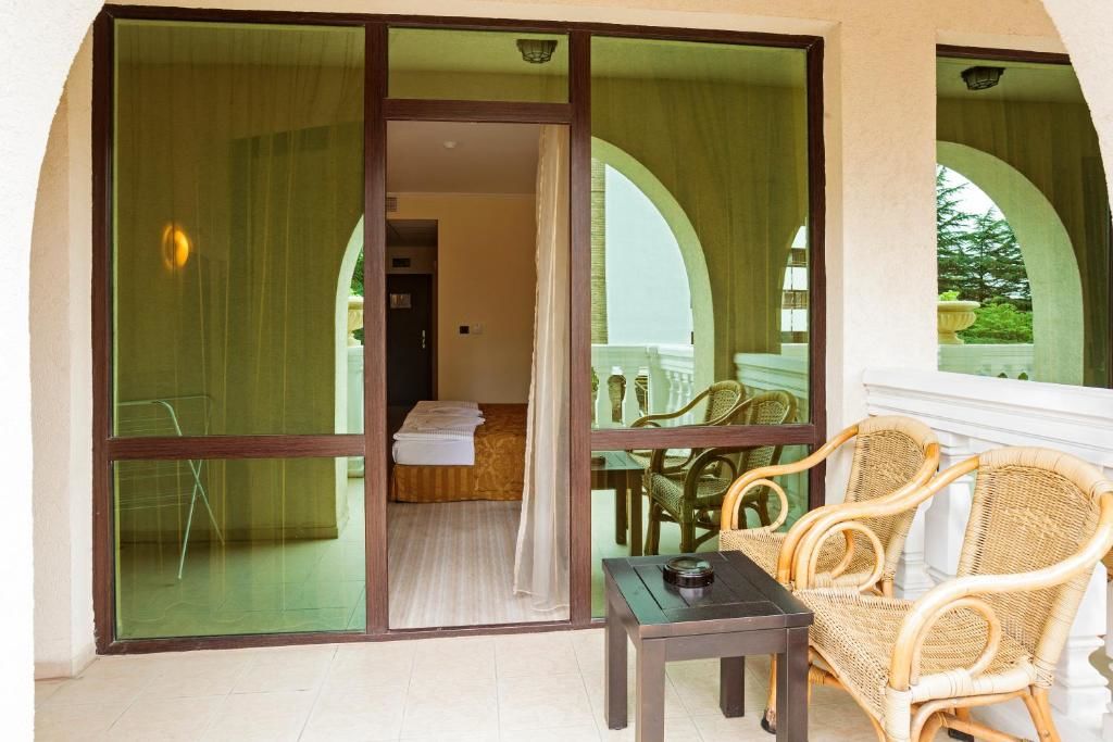Отель Babylon Hotel Солнечный Берег