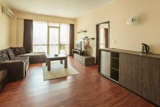 Отель Babylon Hotel Солнечный Берег Люкс с 1 спальней, террасой и видом на море-1